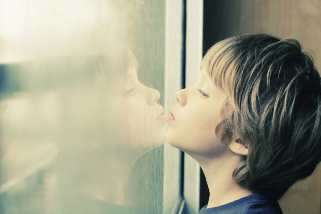 Niño con autismo, el impacto en la familia y la escuela